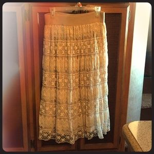 Unique lace cream skirt!!